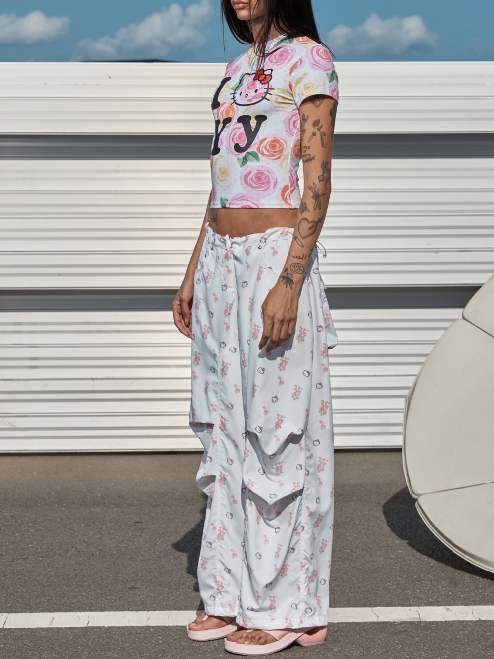 OPEN YY x Hello Kitty Edition Parachute Unisex Lounge Pants RARE Made in Korea